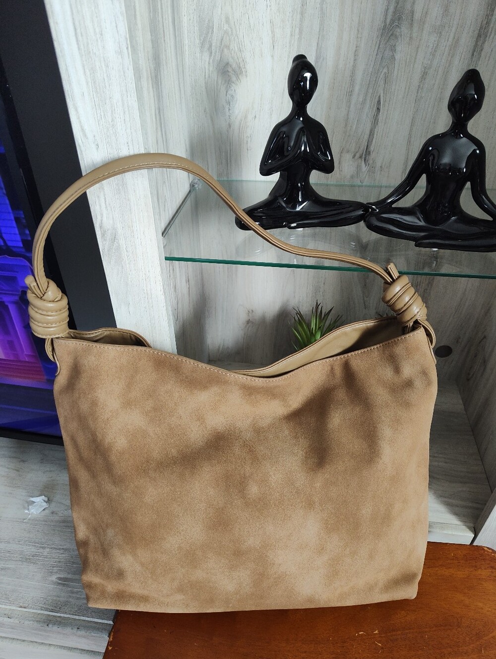 8 Other Reasons COLD SHOULDER Hobo Bag in Light Brown New No Tags